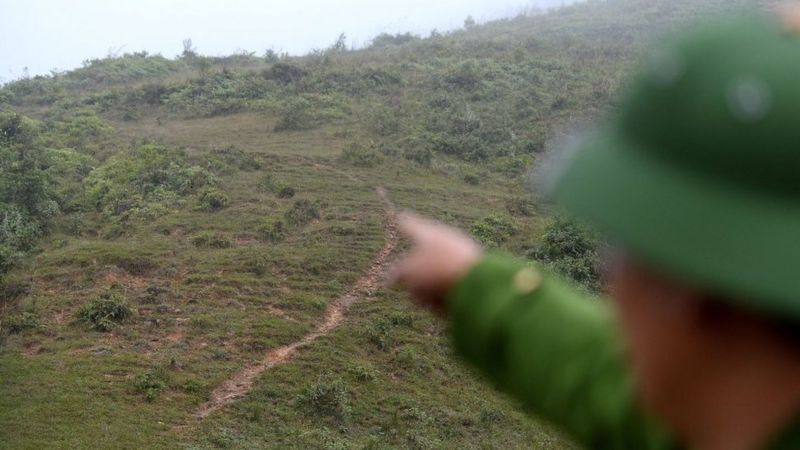 VIDEO: Siết chặt phòng chống dịch Covid-19 tại đường mòn, lối mở sang Bắc Giang, Bắc Ninh
